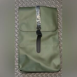 NWT Rains Unisex Evergreen Backpack Waterproof MSRP 110 Functional Minimalist